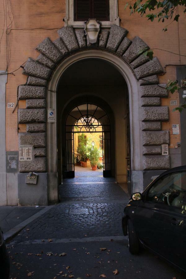 Hazelrome Apartment Luaran gambar